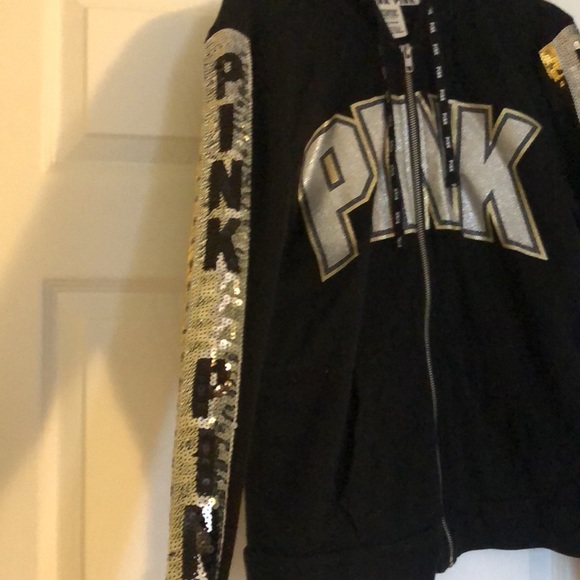 PINK zip-up Hoodie - Picture 3 of 7